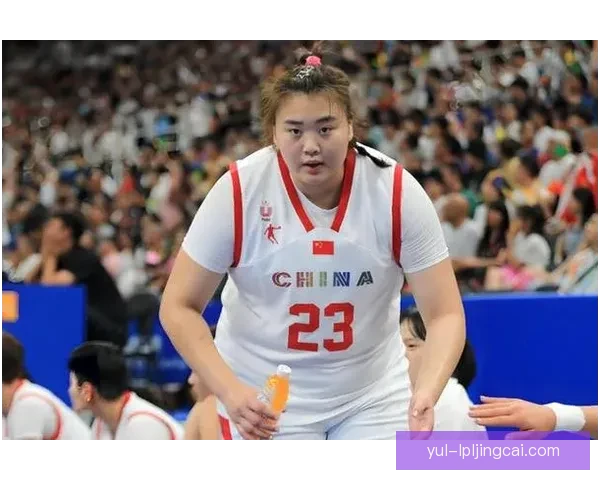 中国女篮热身赛再胜巴西 刘禹彤贡献17分